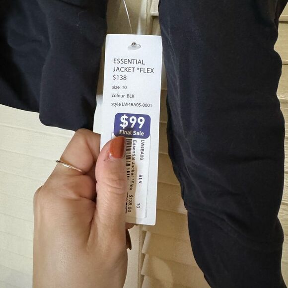 Women’s Lululemon Essential Jacket Flex Sz 10 NWT - Picture 3 of 5